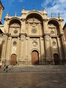 Fachada de la catedral de Granada