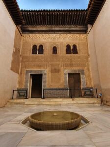Fachada de Comares de la Alhambra