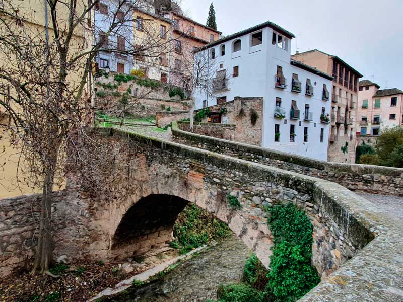 Puente Espinosa en la Carrera del Darro en Granada