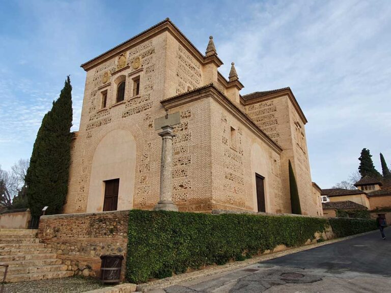 Iglesia de Santa María de la Alhambra