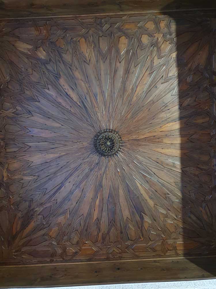 Techo de la Sala del Mexuar en los Palacios Nazaríes en la Alhambra